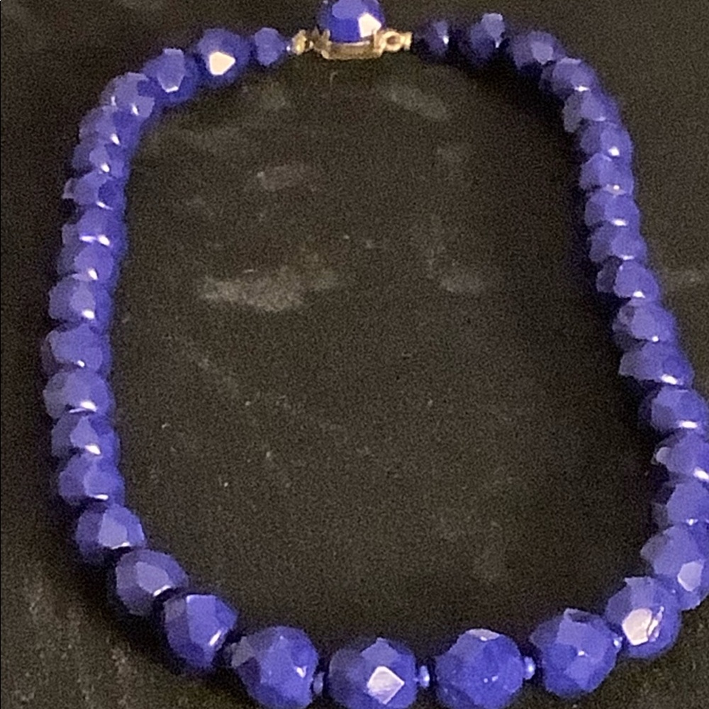 Art Deco Faceted Lapis Bead Necklace
Rare c.1930 Excellent Condition